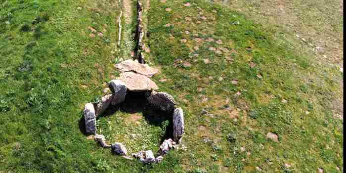 La Cotorrita, el dolmen de Porquera de Butrón